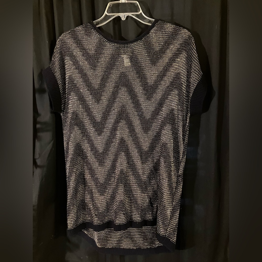 Chicos sheer light weight sweater, size 0 (small)